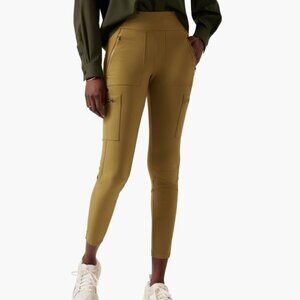 Like New! Athleta Headlands Hybrid Cargo II Tights in Mountain Olive in Size 6P